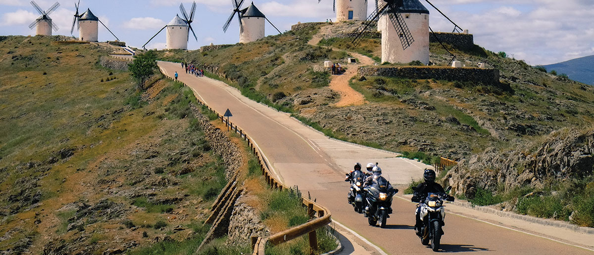 Viajes-en-moto-organizados-por-Europa-España-Central