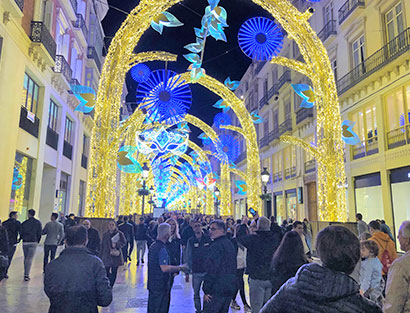 Llegada a Málaga, instrucciones de seguridad y cena de bienvenida