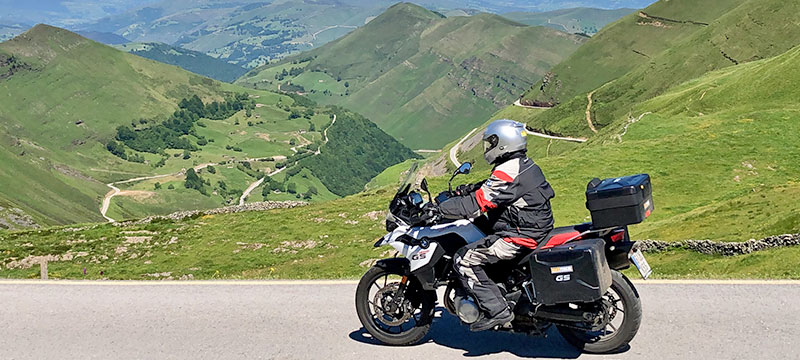 consejos-para-viajar-en-moto-por-norte-de-España-y-Pirineos